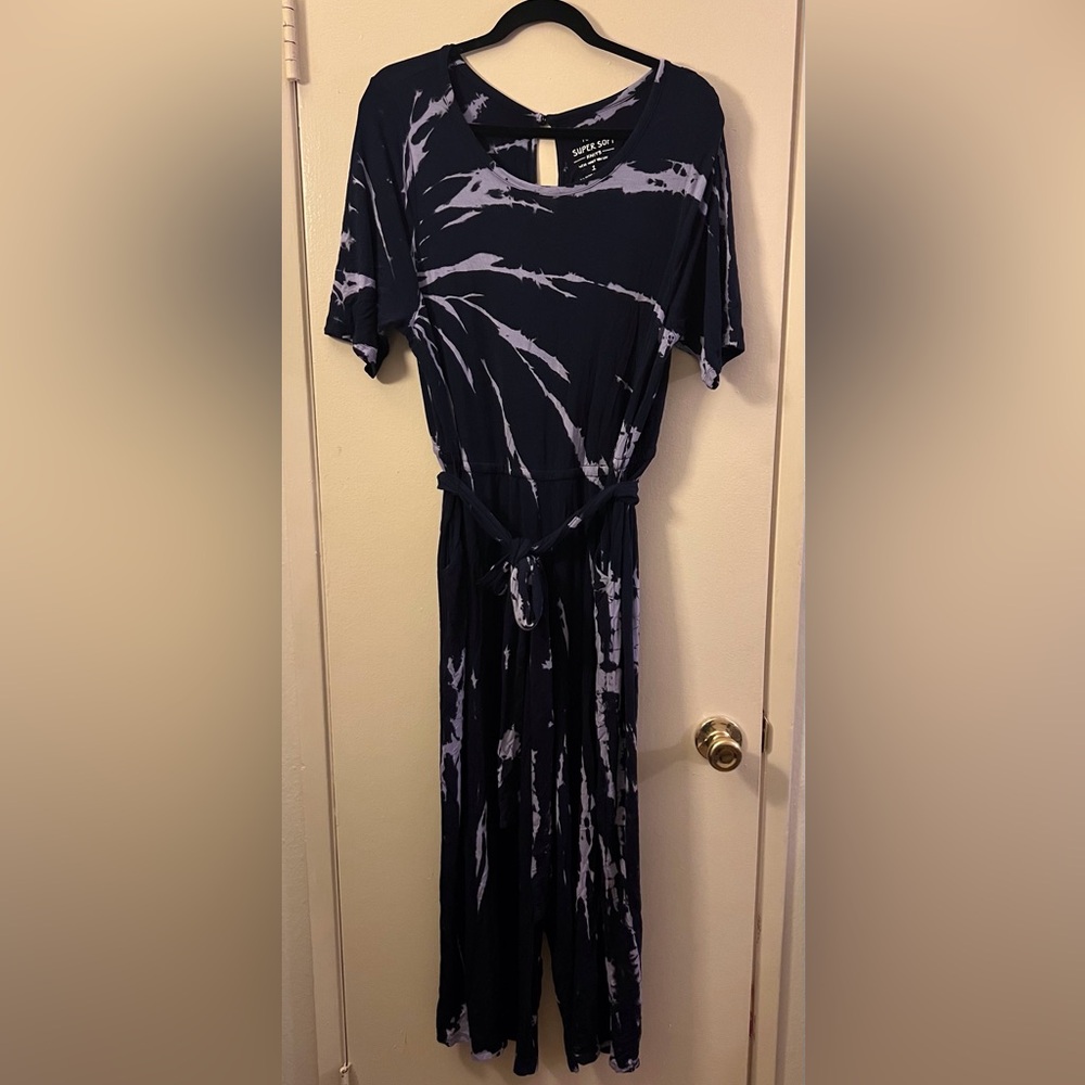Torrid Tie-dye Jumpsuit Size 1